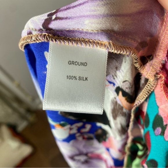 Artelier Nicole Miller Silk Floral Multicolor Sleeveless Top - Picture 9 of 10